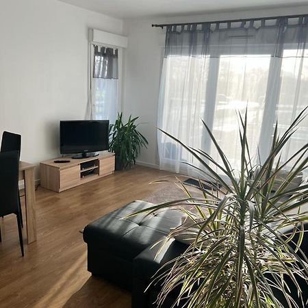 Appartement 5Min Gare Rer Disneyland Paris Val D'Europe La Vallee Village Parking Inclus Montévrain Eksteriør billede