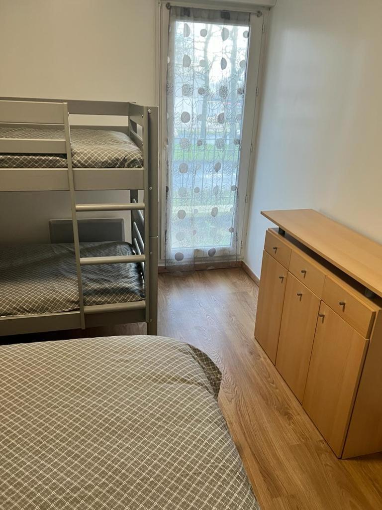 Appartement 5Min Gare Rer Disneyland Paris Val D'Europe La Vallee Village Parking Inclus Montévrain Eksteriør billede
