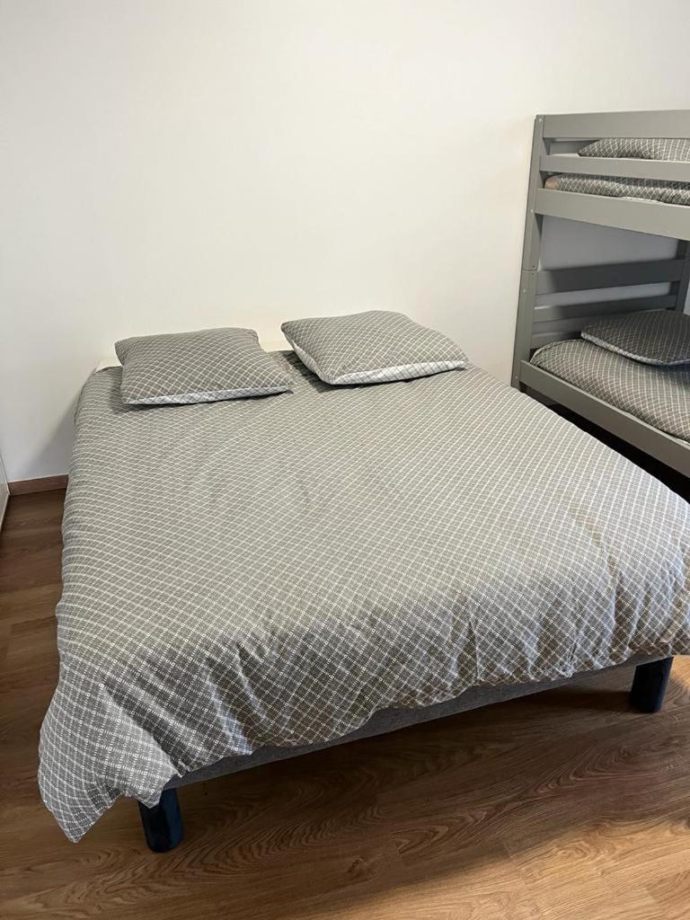Appartement 5Min Gare Rer Disneyland Paris Val D'Europe La Vallee Village Parking Inclus Montévrain Eksteriør billede