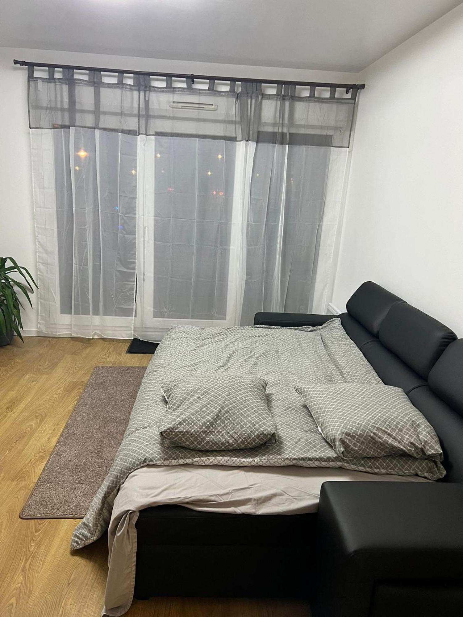 Appartement 5Min Gare Rer Disneyland Paris Val D'Europe La Vallee Village Parking Inclus Montévrain Eksteriør billede