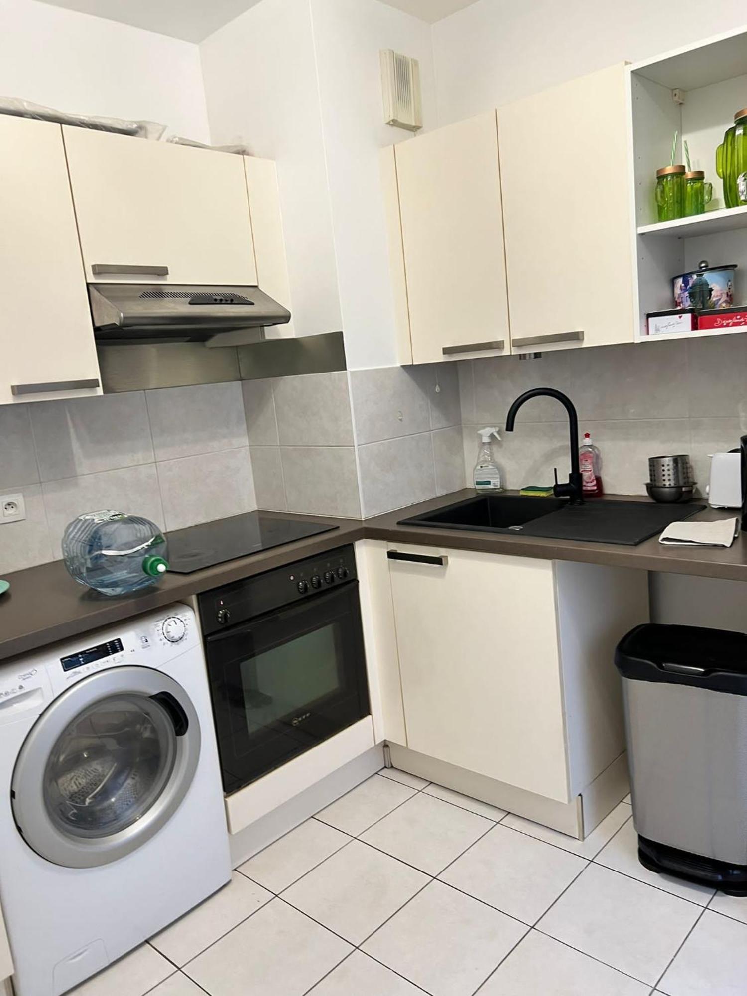 Appartement 5Min Gare Rer Disneyland Paris Val D'Europe La Vallee Village Parking Inclus Montévrain Eksteriør billede